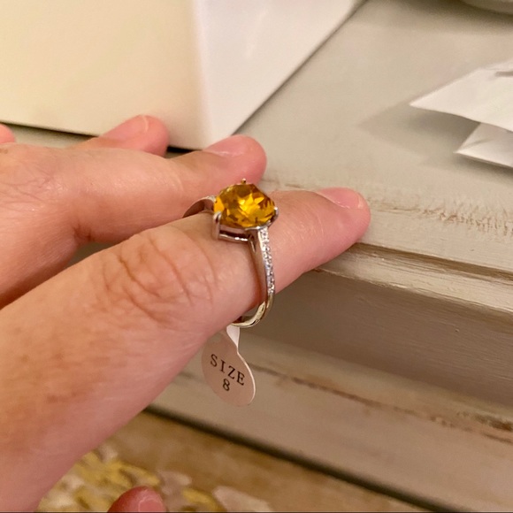 Gorgeous Amber Ring with faux diamond accents - Picture 5 of 5